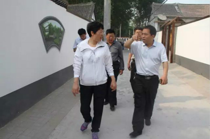岳固村人口_温县岳村王二庆(2)
